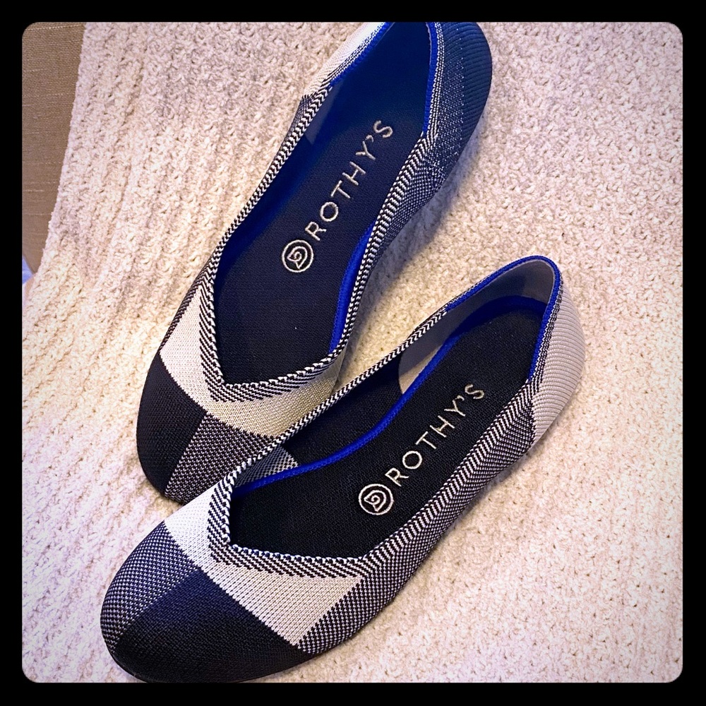 Rothy's Capote Round Toe Flats Size 7.5 LIKE NEW!